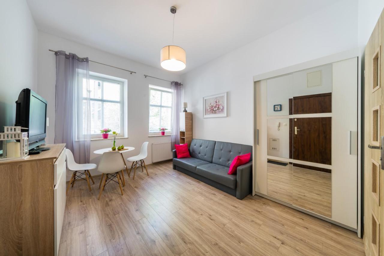 Zelazna Apartment Wawelofts Cracóvia Exterior foto